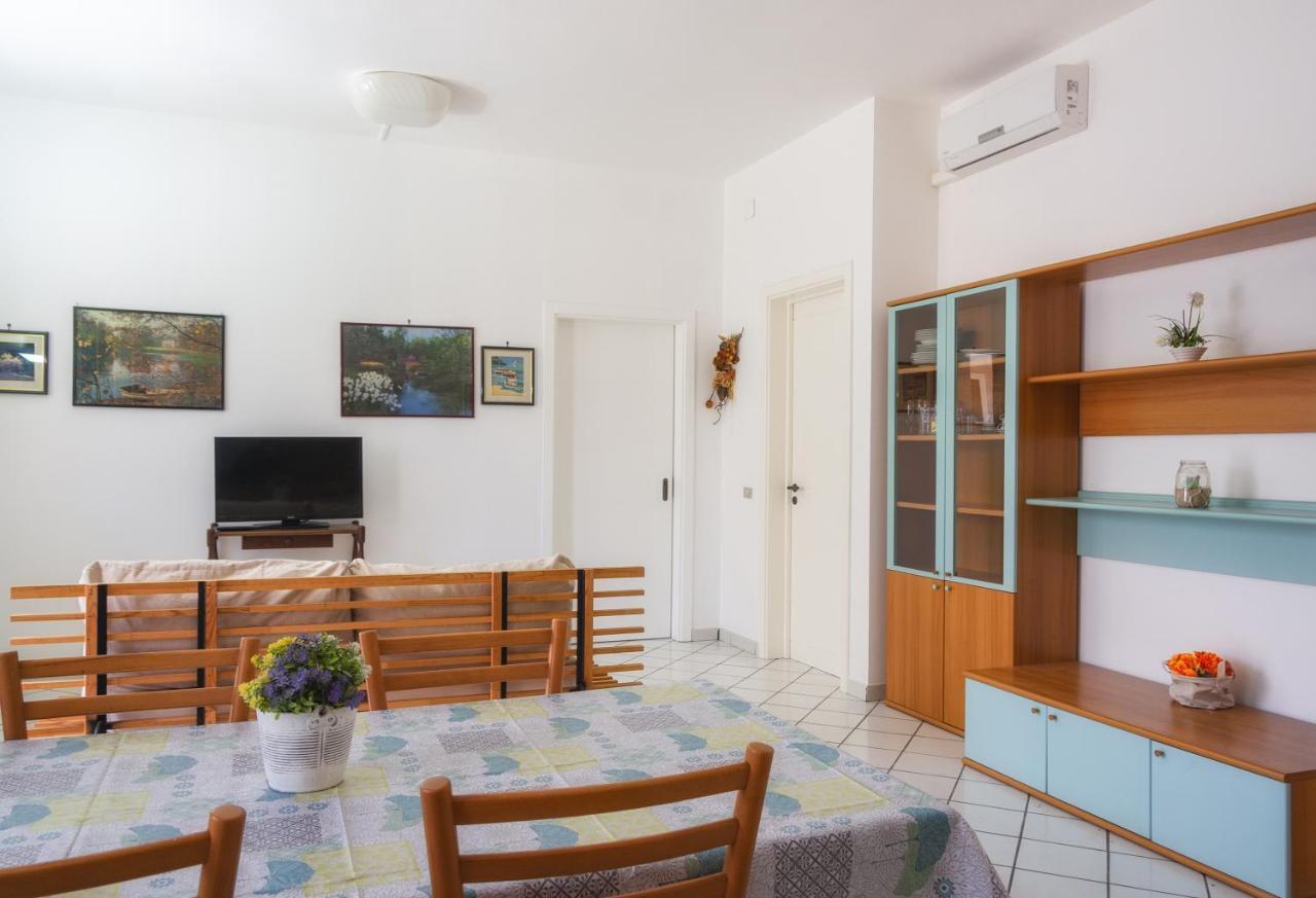 Casa Riccione Villa Marina di Mancaversa Buitenkant foto